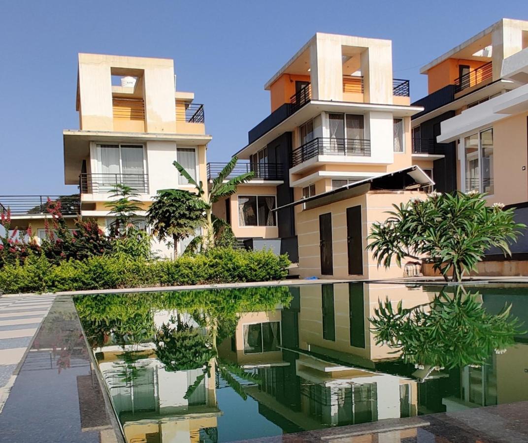 Royal Meadows - Igatpuri Bungalow B Extérieur photo