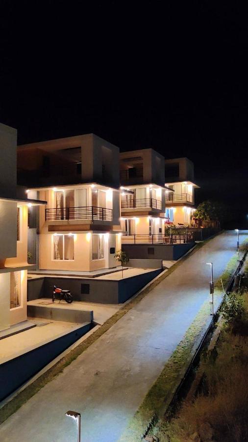 Royal Meadows - Igatpuri Bungalow B Extérieur photo
